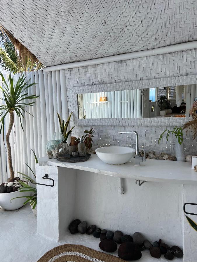 Tropical Glamping Nusa Penida - Private Romantic Seaside Bungalow Diamond Beach Polilit Exterior foto